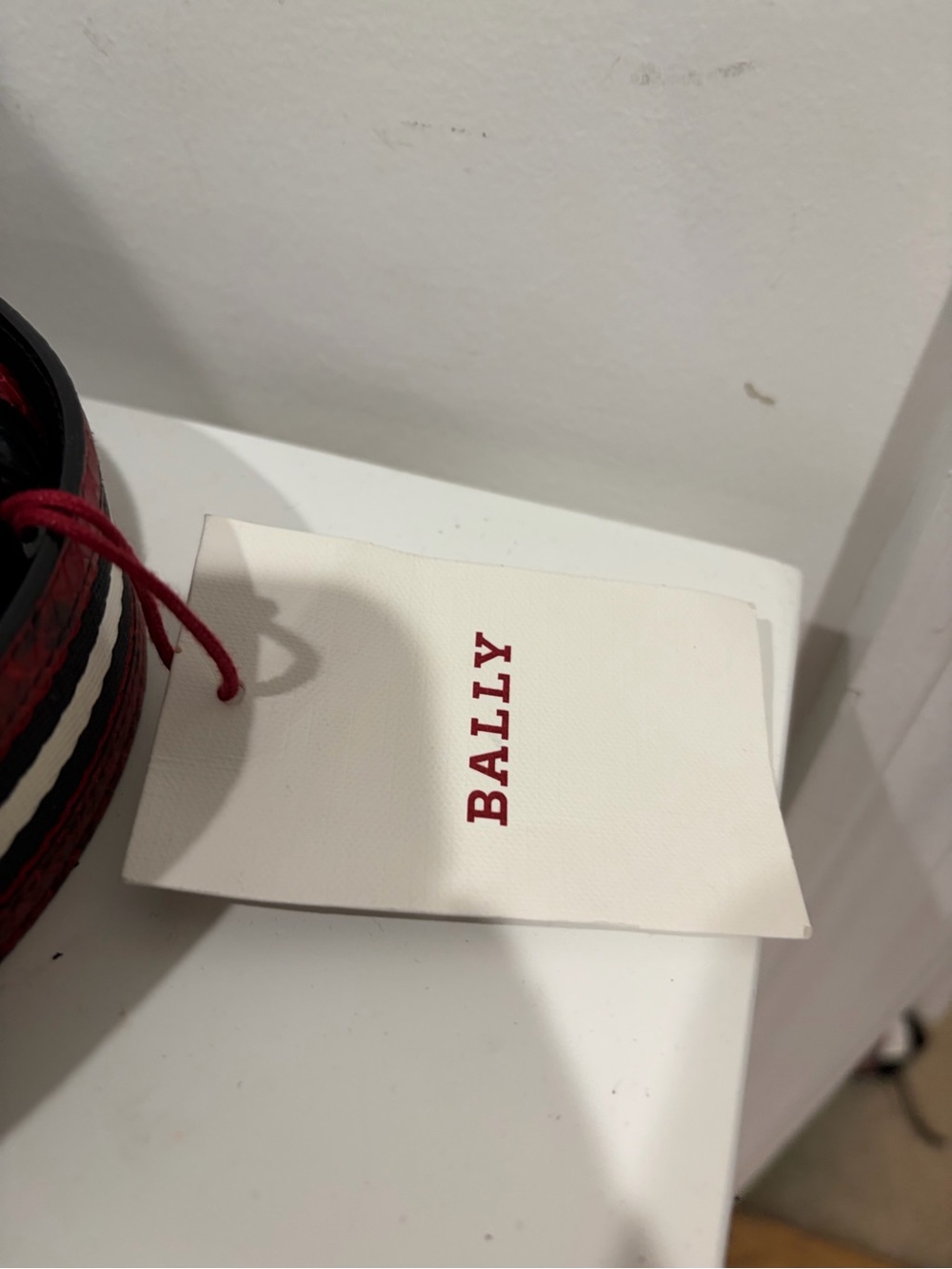 Bally Red Striped Leather Belt with Gold Logo Buckle - Picture 2 of 12